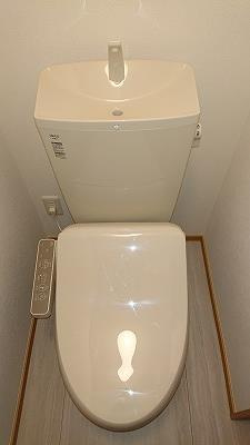 【トイレ】 | フォレストコート東中野 | 温水洗浄便座。