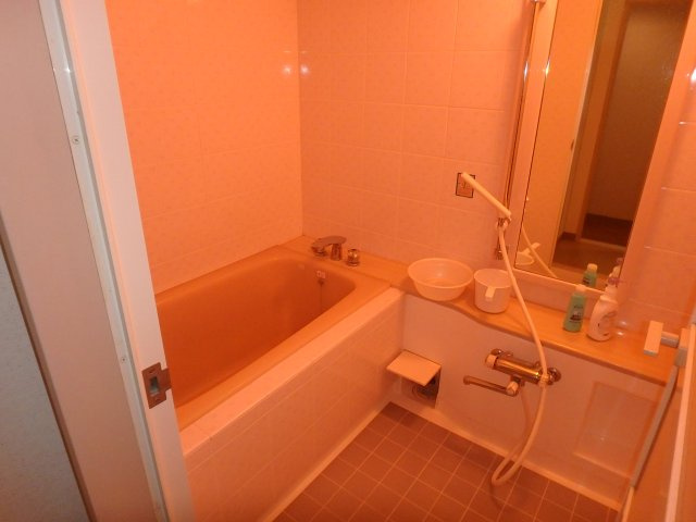 S1758M　ロイヤルアーク下田の浴室