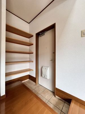 【内装】 | ラビアンローズ