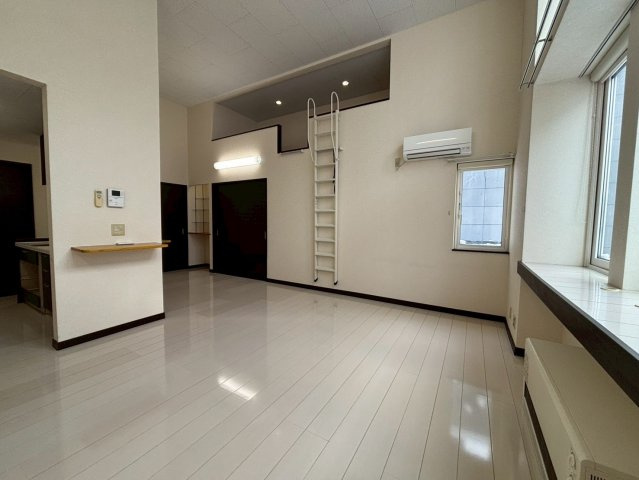 ポイントの居間・リビング