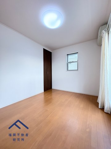 南区柳河内１丁目　戸建ての洋室