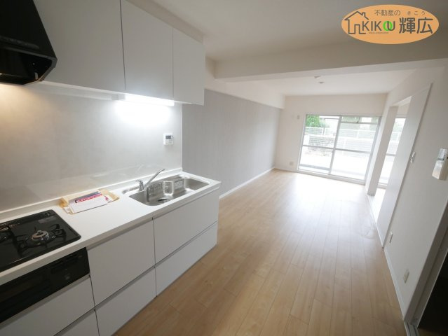 【居間・リビング】 | ベル・アーバニティ加古川Ⅱ　1階