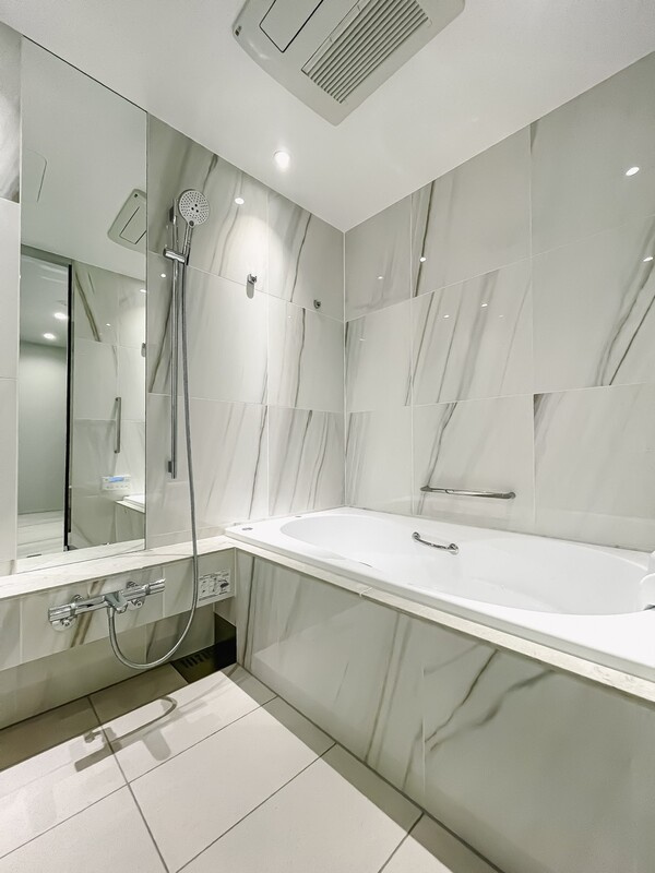 港区三田１丁目の賃貸マンションの浴室