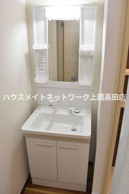 グリーンハイツの独立洗面台|洗髪洗面化粧台
