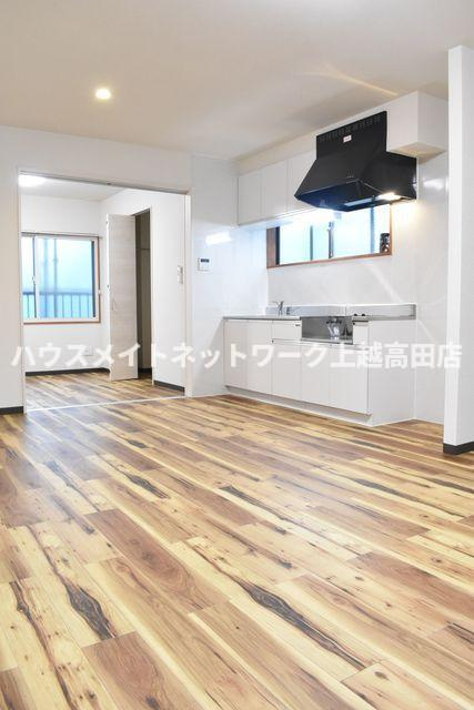 グリーンハイツの居間・リビング|ＬＤＫ