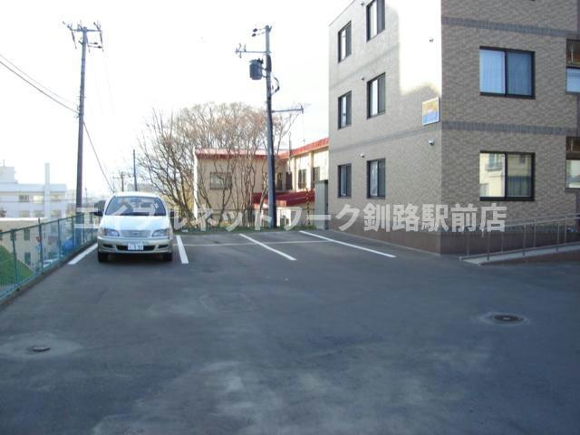 Ｍ・Ｋヒルズの駐車場