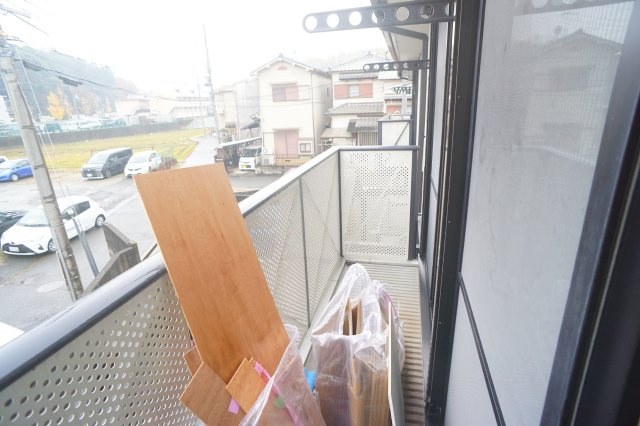 ハイツ池田Ｅ棟のバルコニー
