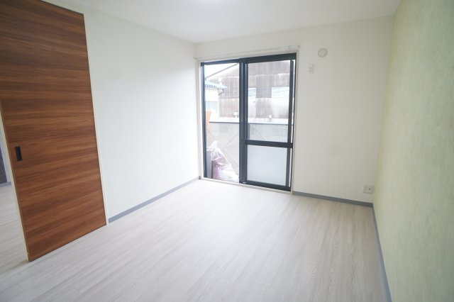 ハイツ池田Ｅ棟の居間・リビング