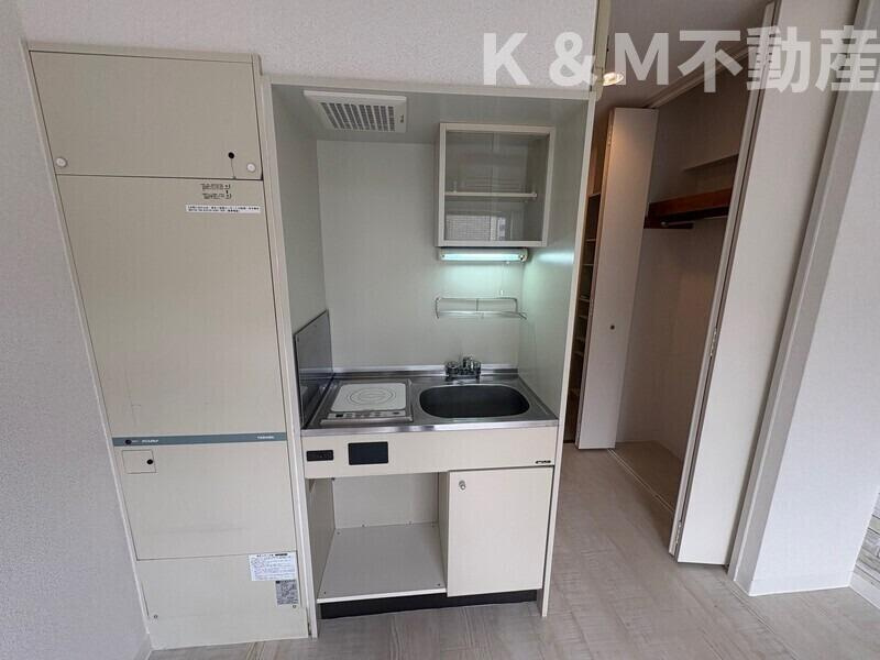 クレセントコート柏 Aのキッチン|コンパクトなキッチンで掃除もラクラク