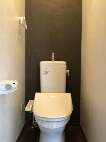 セレーノⅡのトイレ|※写真は別の部屋のものです。