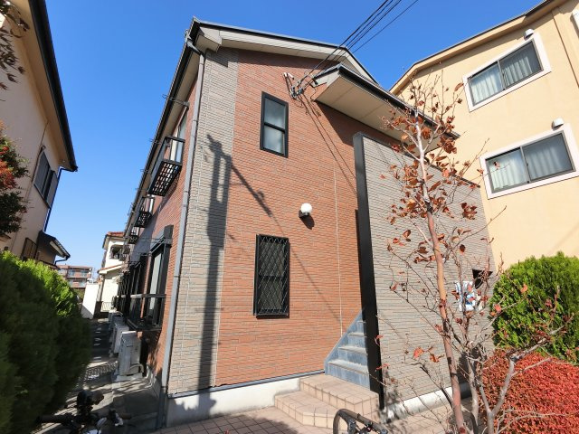 ブリリアント・アイの外観