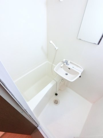 ブリリアント・アイの浴室