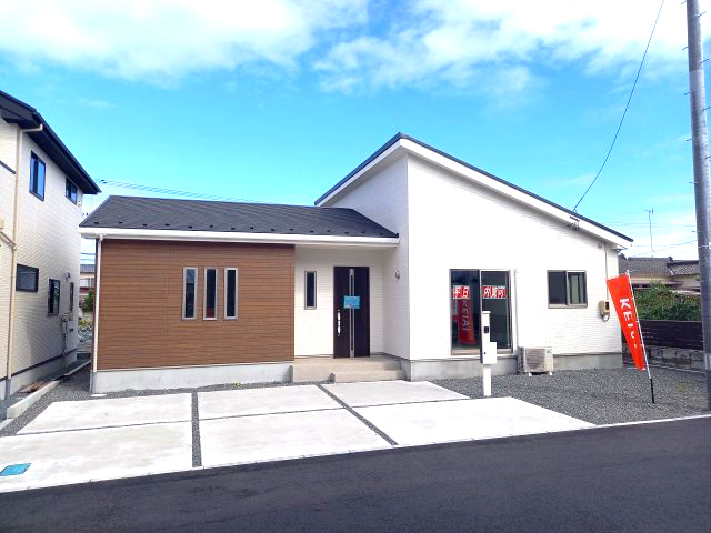 【いわき市平中神谷1期　2号棟】　◇◆＼期間限定キャンペーン開催♪／◇◆の外観|◆外観の写真です◆　
お洒落な新築は気分が上がりますね♪　新しい暮らしをお楽しみいただけます！！家に帰宅するのがより一層楽しみになります♪

