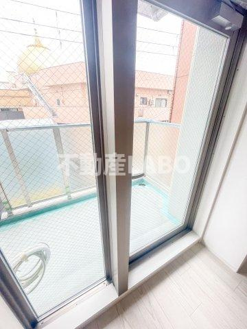 エスリード大阪リブレのバルコニー