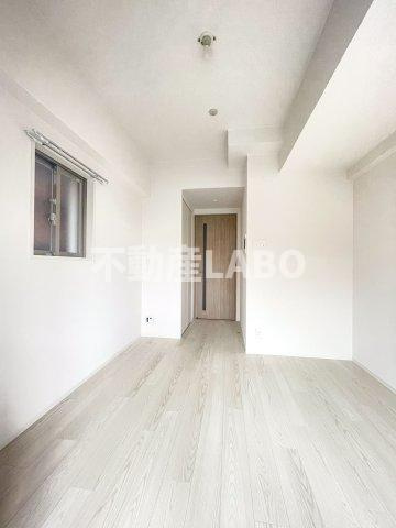 エスリード大阪リブレの洋室