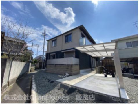 グランデ三木の外観