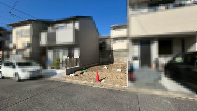 向日市寺戸町八ノ坪の外観|間口：約5.2ｍ・前道幅員：約6ｍです。