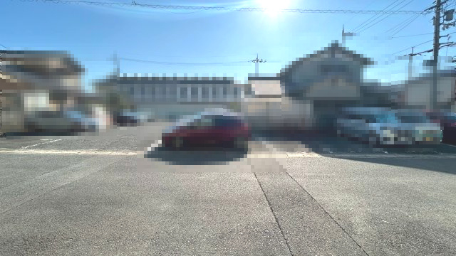 向日市寺戸町八ノ坪の前面道路含む現地写真|閑静な住宅街です。