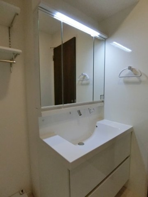 【独立洗面台】 | ベルエトワールＪ