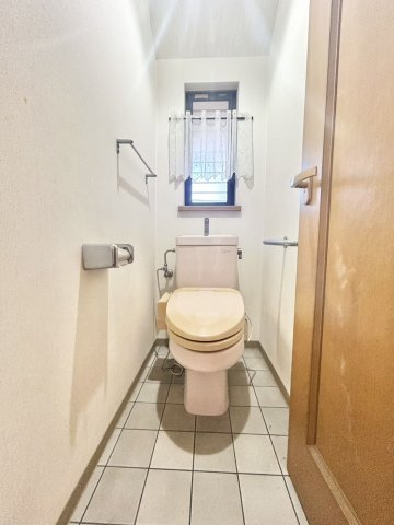 石岡市府中　住友林業施工住宅　のトイレ|トイレは全部で3ヶ所あるので家族が多くても安心です