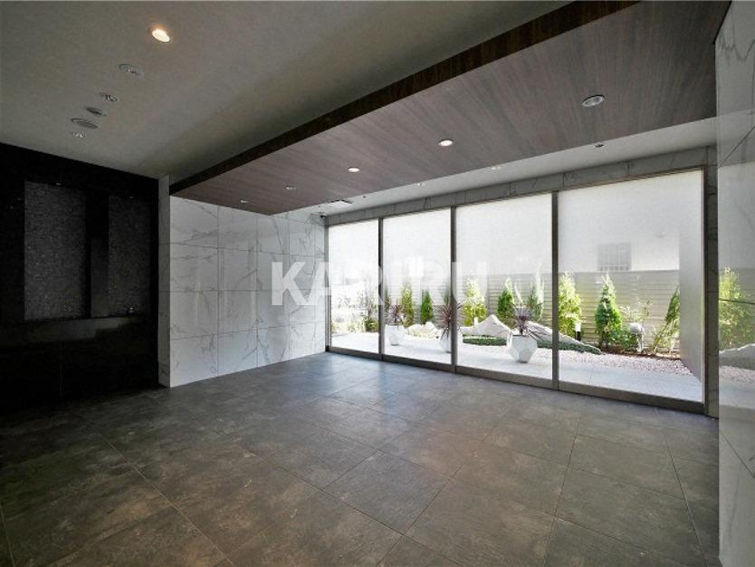 プレサンス桜ノ宮イーサリアルのロビー