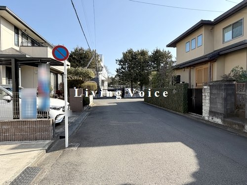 【前面道路含む現地写真】 | 【仲介手数料０円】相模原市南区北里1丁目　中古一戸建て | 相模原市南区北里1丁目　中古一戸建て