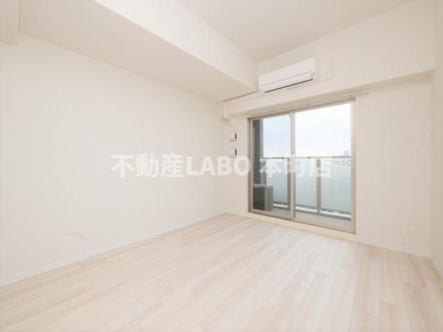 エスリード西九条レジデンスの居間・リビング