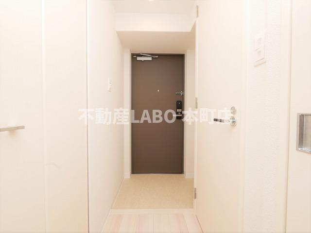 エスリード西九条レジデンスの玄関