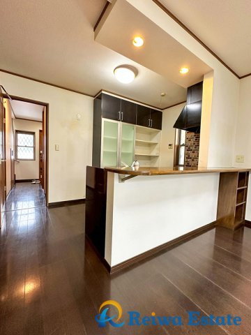 中古戸建　藤沢市辻堂4丁目の居間・リビング