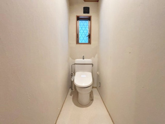 【トイレ】 | 北野田　中古戸建 | 各階設置で便利なトイレは温水洗浄便座仕様で清潔です♪