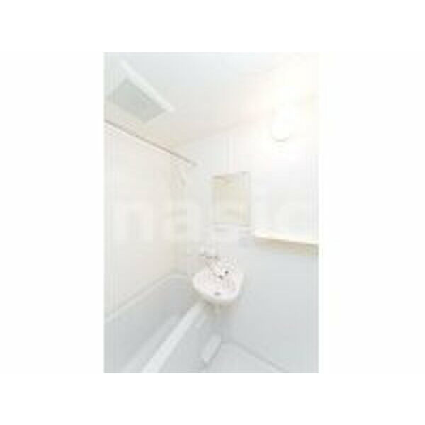 HGY富小路の浴室