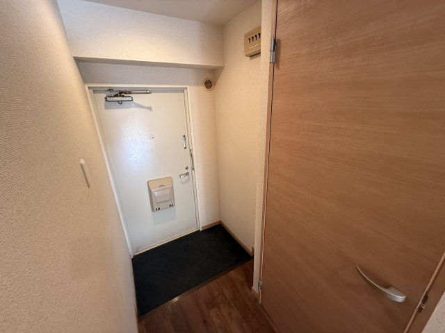 ハイツ清風の玄関