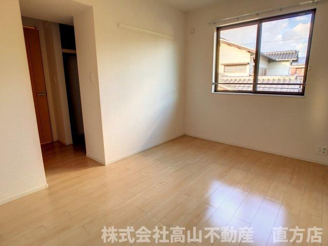 ヴィラ　ド　ハピネスⅠの居間・リビング