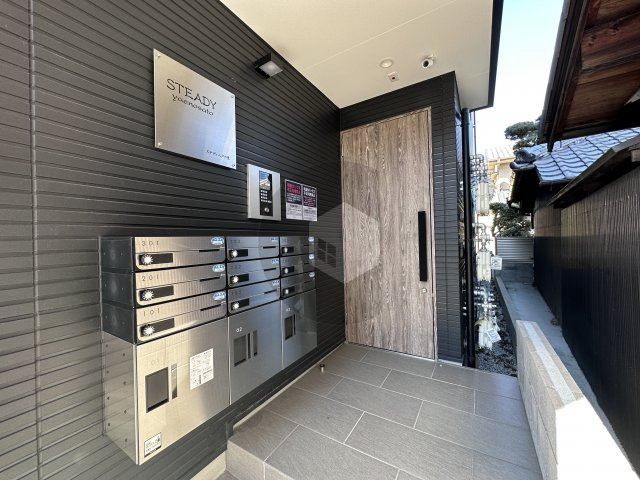 ステディ八戸の里のエントランス