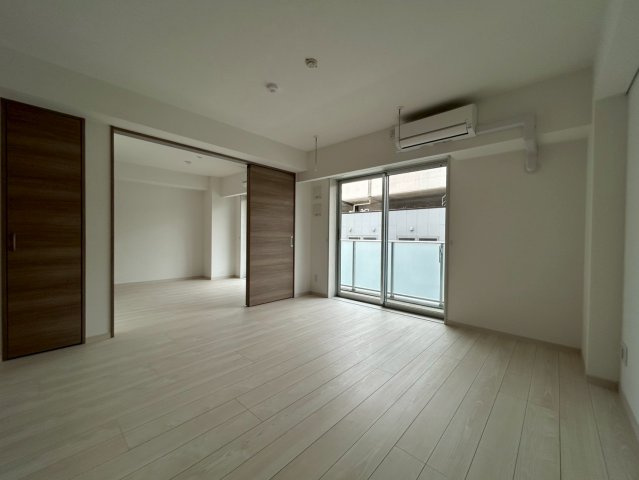 船橋市印内町の賃貸マンションの居間・リビング|使いやすいリビングです