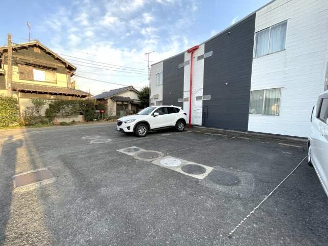 サンハイツ横芝の駐車場