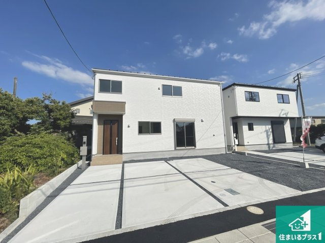 ★5(土)6(日)現地見学可能！★草津市木川町　全2邸の外観|安心の10年保証！外観を美しく保ち、雨水で汚れを落とします！気になることがありましたら、お気軽にお問い合わせください！