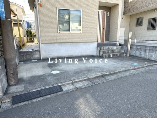 【駐車場】 | 【仲介手数料０円】藤沢市石川5丁目　中古一戸建て | 藤沢市石川5丁目　中古一戸建て