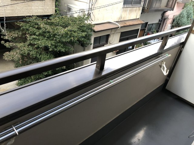 【バルコニー】