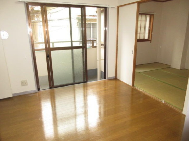 【居間・リビング】