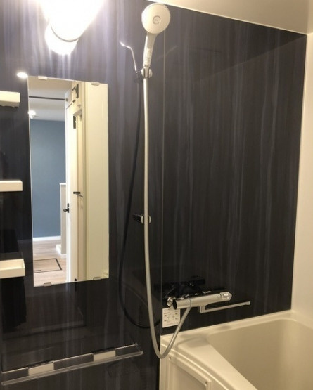 フェリース村松　アイランドキッチン　ウォークインクロゼット　リノベーションの浴室