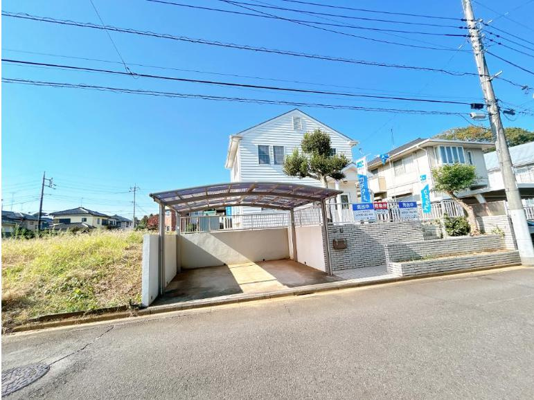 龍ケ崎市城ノ内1丁目　中古戸建の駐車場