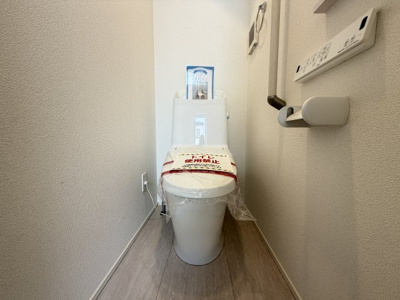 【トイレ】 | うるま市与那城屋慶名2期（全6棟）1・3号棟 | 3号棟　温水洗浄便座♪