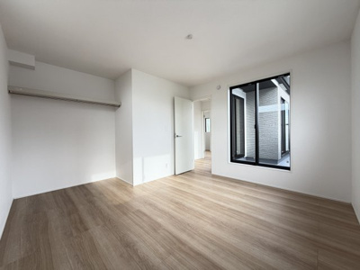 【洋室】 | うるま市与那城屋慶名2期（全6棟）1・3号棟 | 3号棟　洋室7帖＋CL付き♪