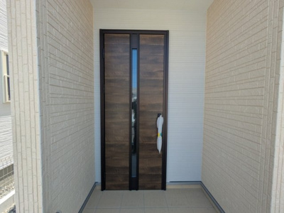 【玄関】 | 泉佐野市長滝戸建