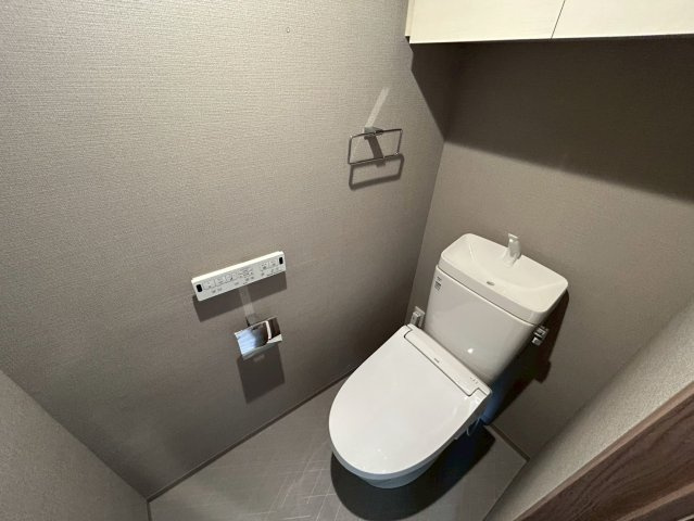 船橋市印内町の賃貸マンションのトイレ