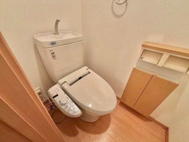 シエナフローラⅠ番館のトイレ