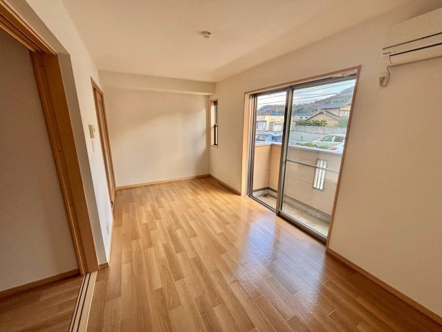 シエナフローラⅠ番館の居間・リビング