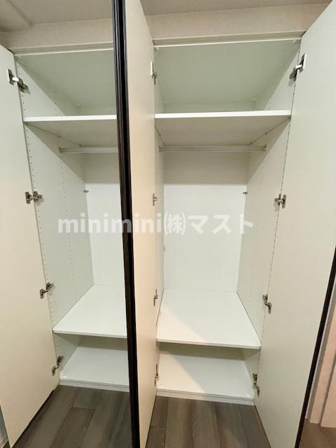 コンフォリア・リヴ博労町一丁目Ｑの収納