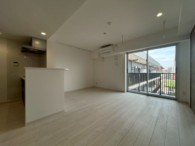 船橋市印内町の賃貸マンションの居間・リビング|使いやすい居間です